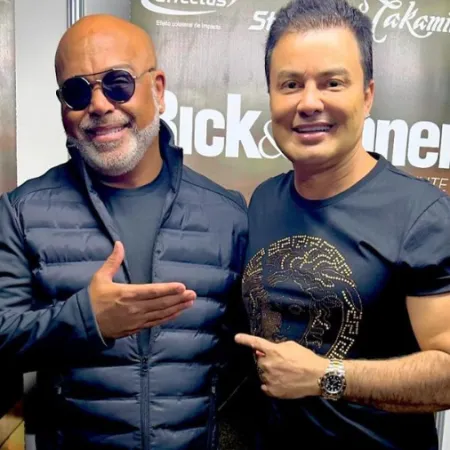 Renner marca 1º show solo e homenageia Rick após morte do parceiro