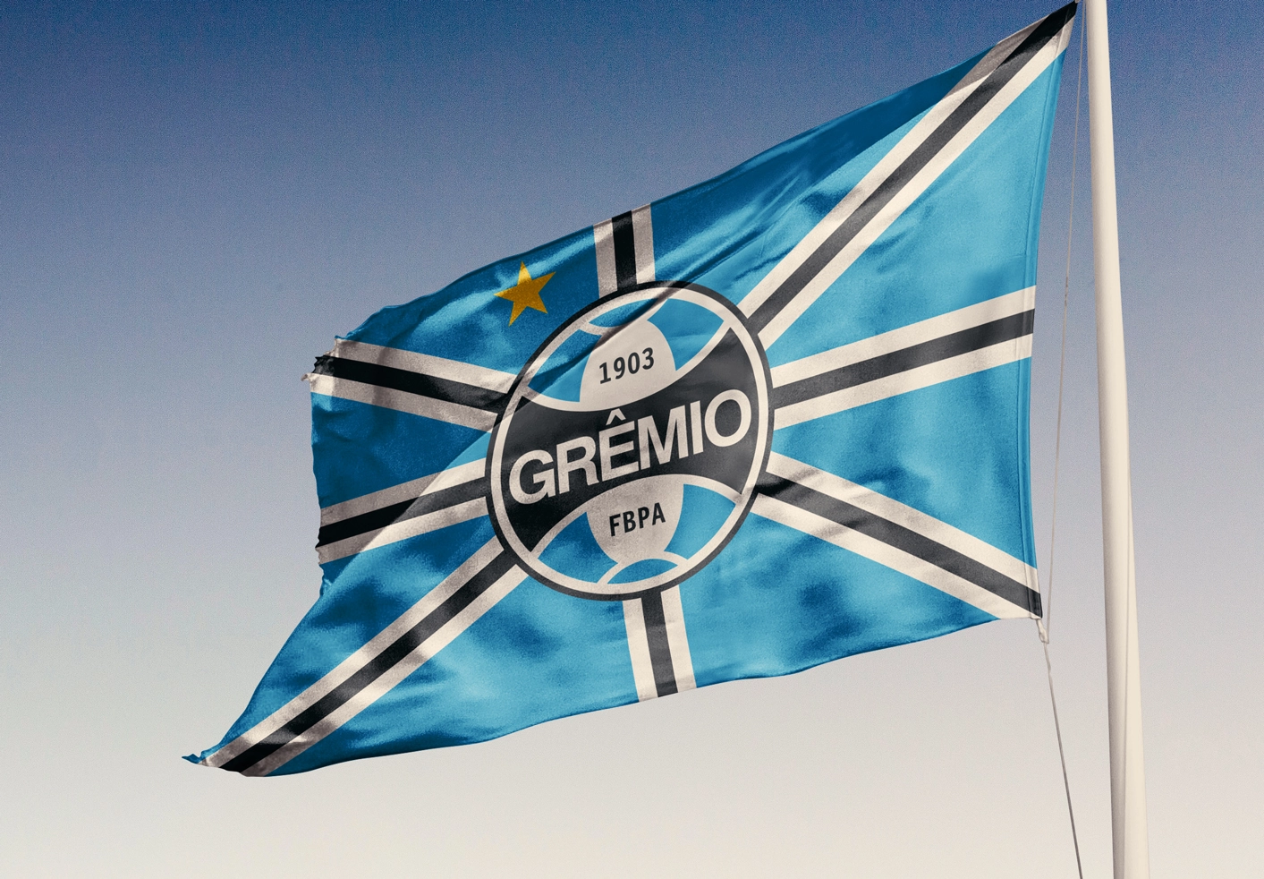 Presidente do Grêmio destaca mudança no ambiente do vestiário com o comando do treinador Renato