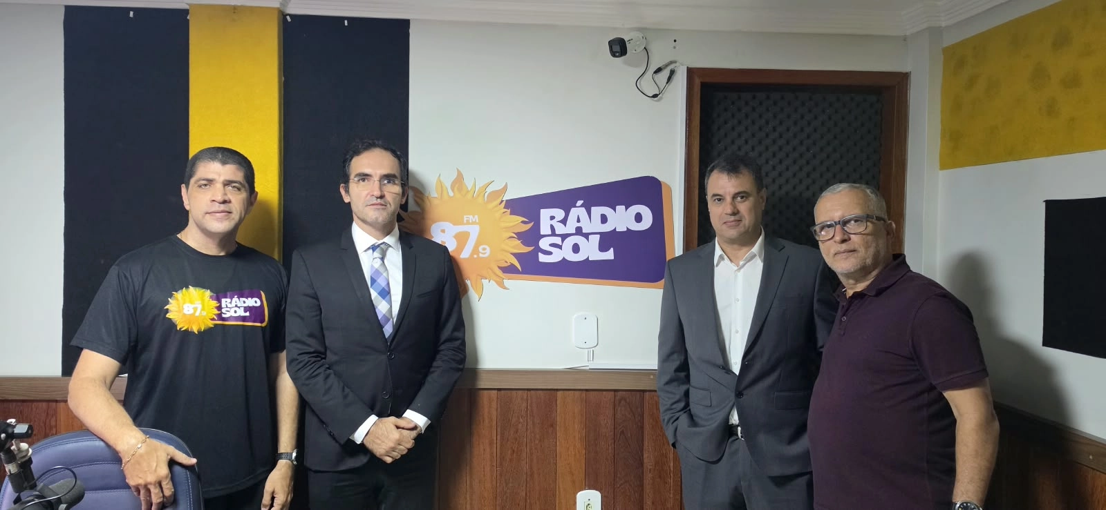 Juiz Eleitoral de Marataízes concede entrevista simultânea as rádios Sol FM e 9g e aos portais Gutemberg RZ e Marataízes Nossa Cidade