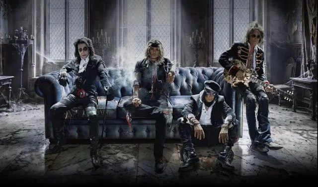 Hollywood Vampires lança vídeo ao vivo de “I Got A Line On You”