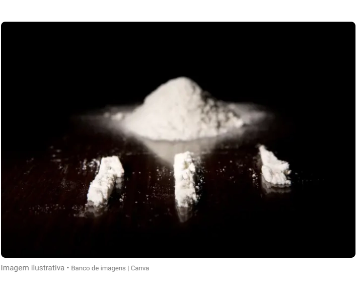 PM é preso após ser filmado cheirando cocaína em glúteos de mulher e vídeo vazar na web