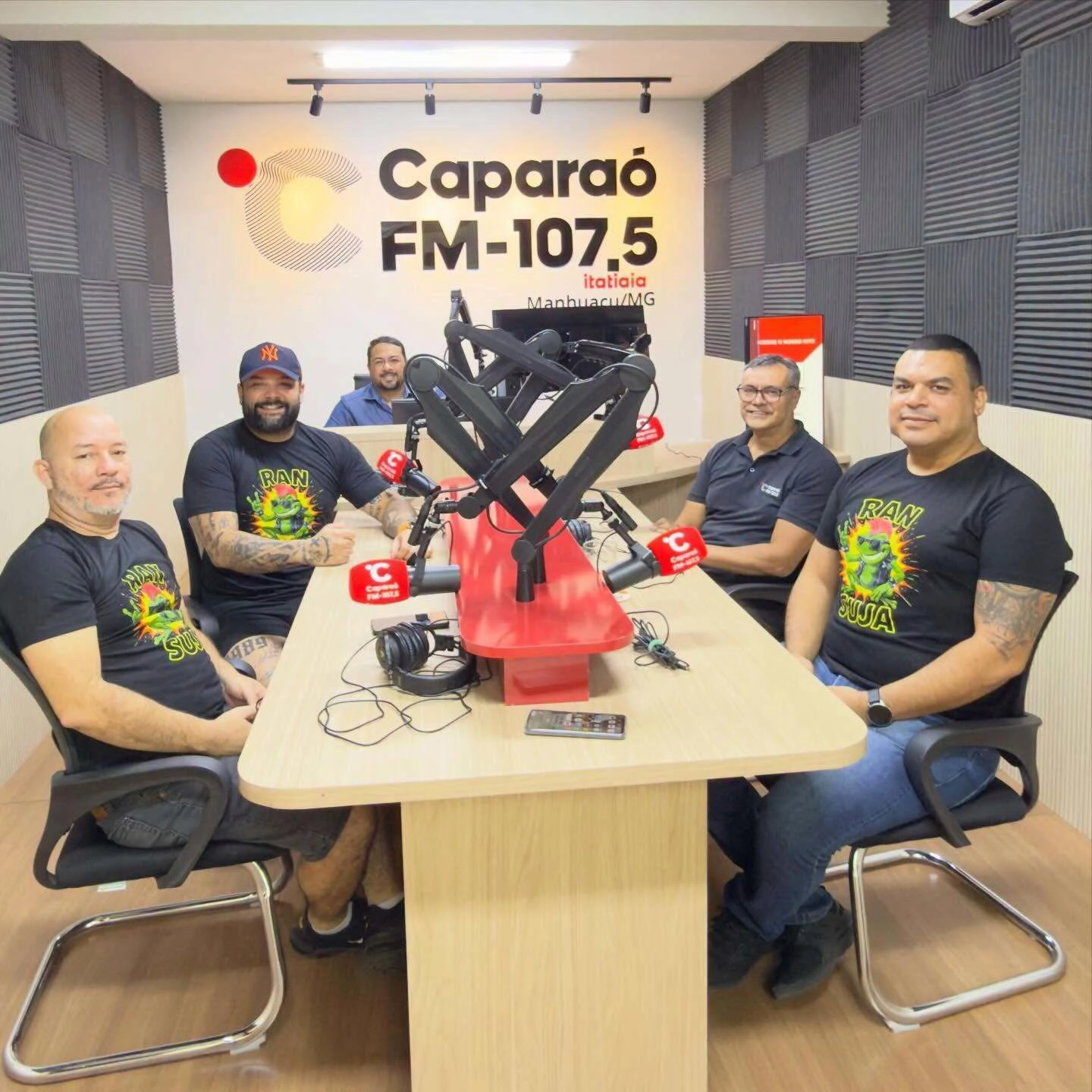 Banda Ran Suja lança música autoral 5º dia útil