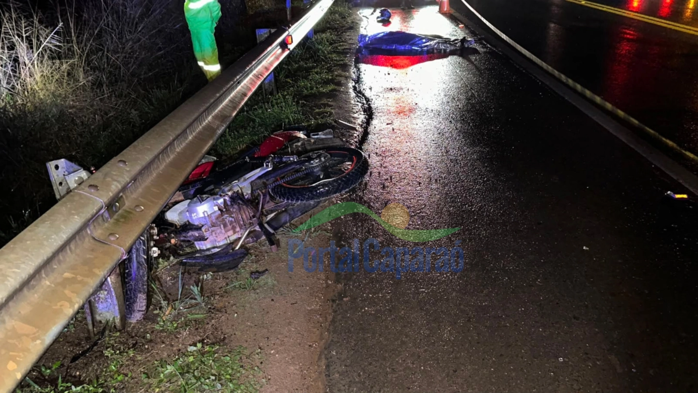 Jovem de 21 anos morre em acidente de moto na BR-116 em São Pedro do Avaí