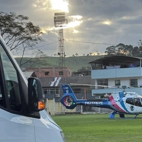 Ibatiba: Mulher de 68 anos é atingida por coqueiro e socorrida de helicóptero