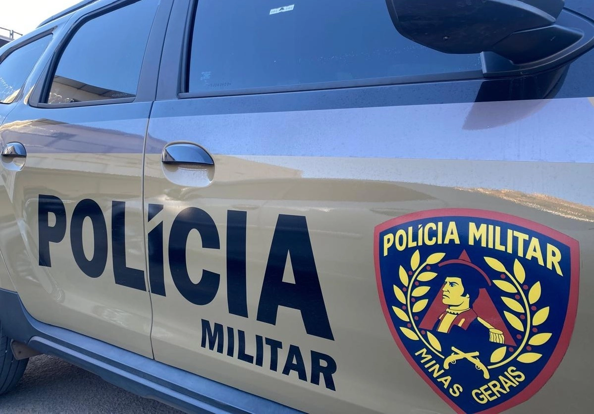 Jovem é flagrado com arma artesanal e planta de maconha em São Pedro do Avai