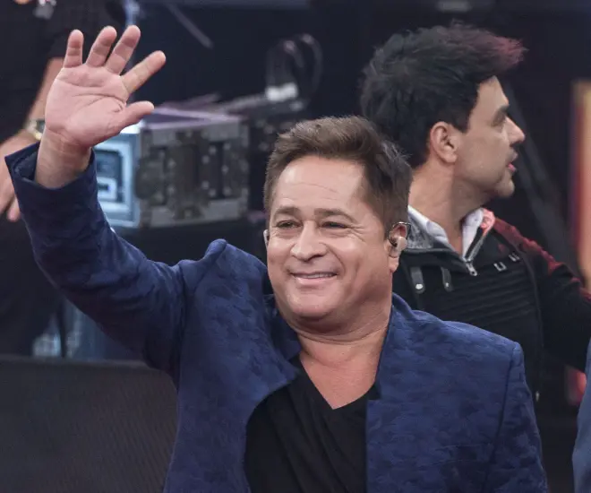 Leonardo parou de beber? Assessoria explica decisão e revela motivo