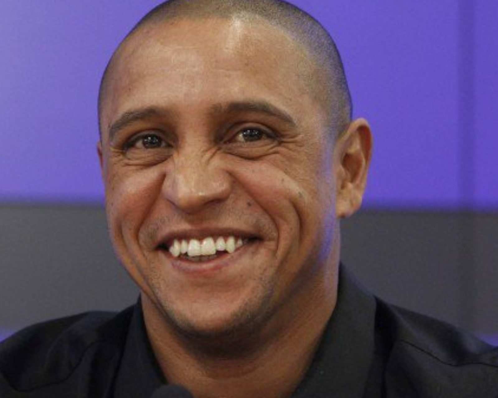 Pentacampeão mundial, Roberto Carlos lamenta ter perdido fortuna: “Conta zerada”