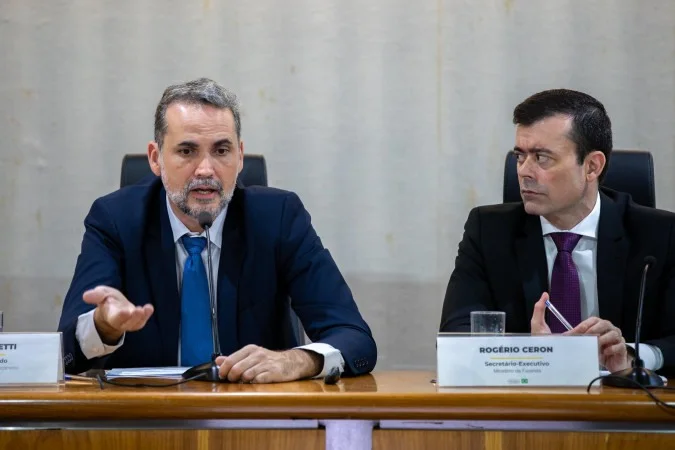Dívida pública chega a R$ 9,292 trilhões, aponta Tesouro