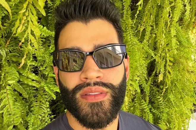 Justiça condena Gusttavo Lima após cantor expulsar fã de show por manifestação política