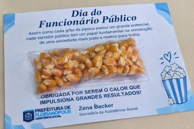 Prefeitura de Florianópolis dá milho de pipoca em 'homenagem' a servidores e vira meme nas redes sociais