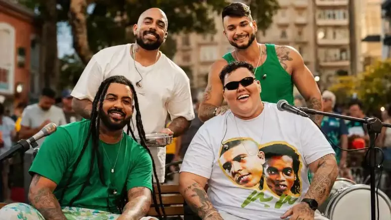 Grupo Menos É Mais volta às origens para gravar novo DVD em estádio de Brasília