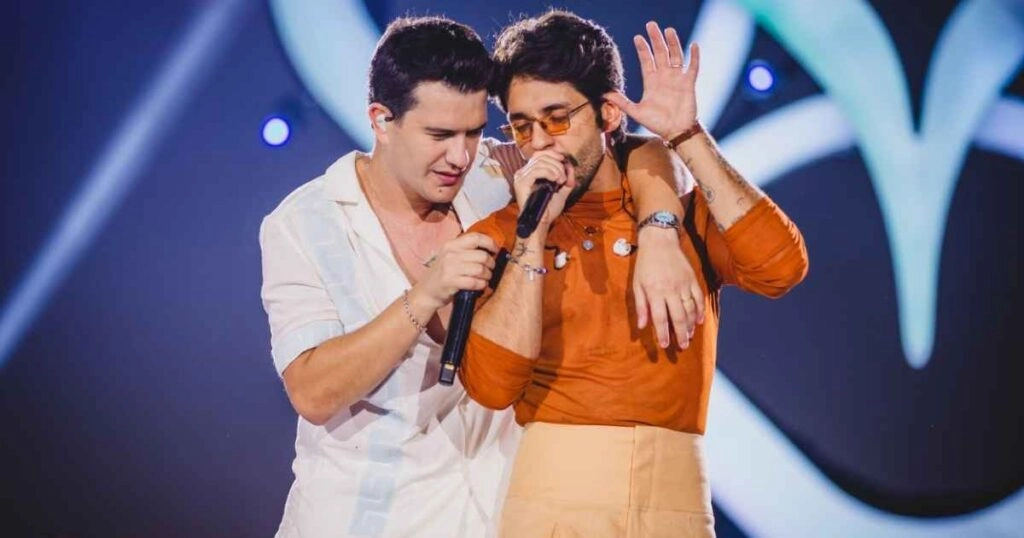 Hugo & Guilherme lançam novo EP "Colecionando Momentos" com foco na faixa "Meu Celular Te Ama"